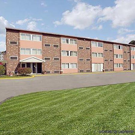 Motel 6-New Stanton, Pa Kültér fotó