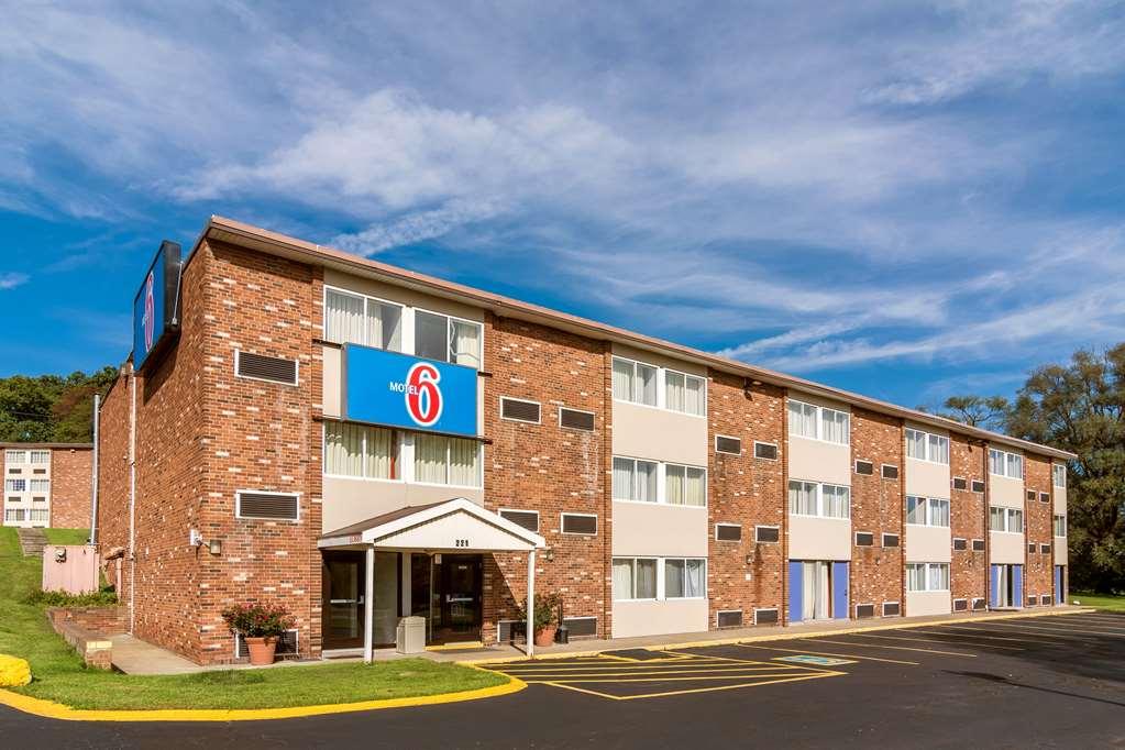 Motel 6-New Stanton, Pa Kültér fotó