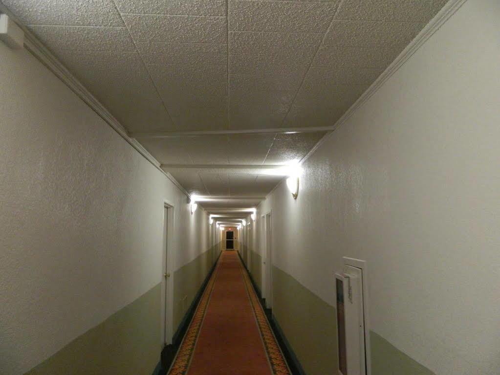 Motel 6-New Stanton, Pa Kültér fotó