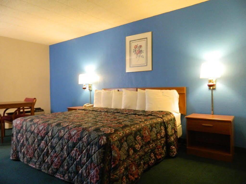 Motel 6-New Stanton, Pa Kültér fotó